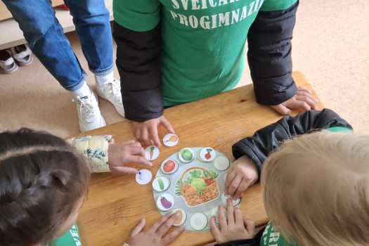 Sukvietėme draugus į orientacines žaidynes „Sveikiau ir judriau“