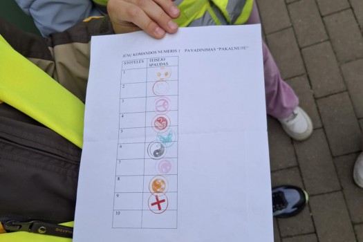 Sukvietėme draugus į orientacines žaidynes „Sveikiau ir judriau“
